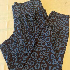 Blue and Black Leopard Print Leggings size 18 /20